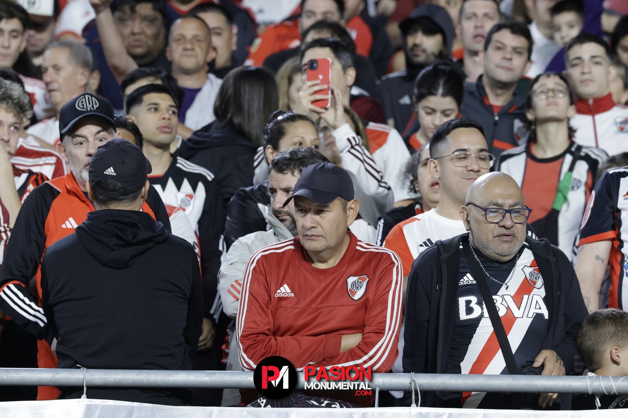 ¡Buscate en el empate de River ante Vélez en el estadio Monumental!