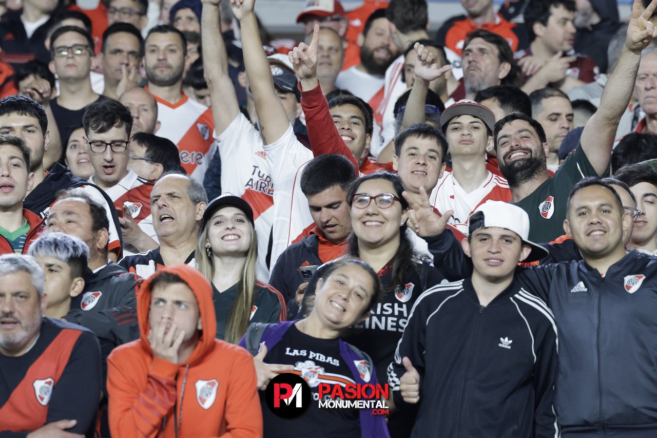 ¡Buscate en el empate de River ante Vélez en el estadio Monumental!