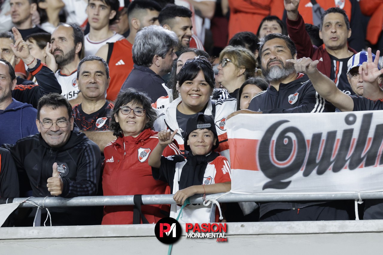 ¡Buscate en el empate de River ante Vélez en el estadio Monumental!