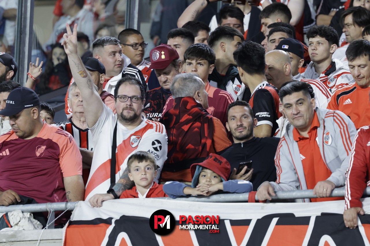 ¡Buscate en el empate de River ante Vélez en el estadio Monumental!