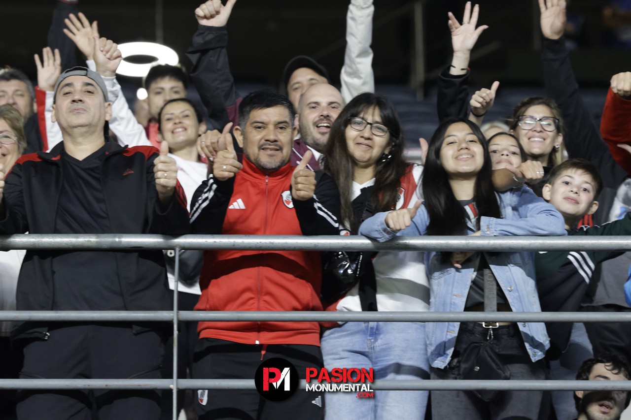¡Buscate en el empate de River ante Vélez en el estadio Monumental!