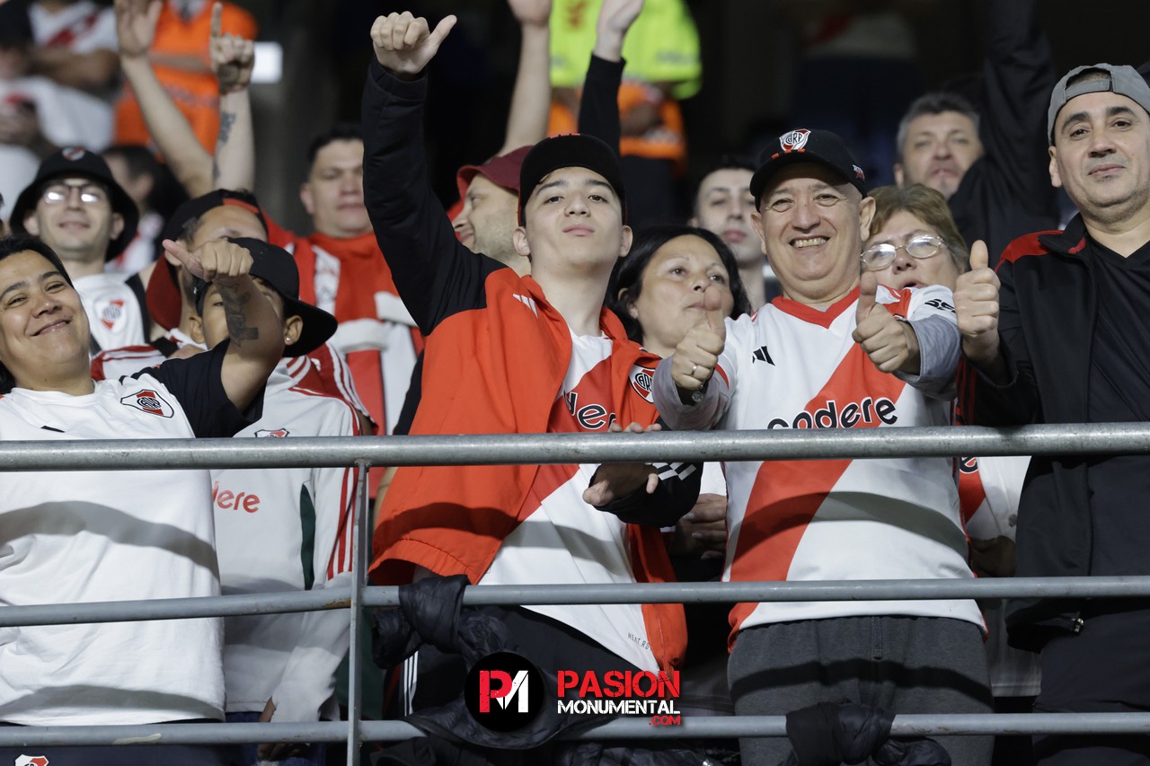 ¡Buscate en el empate de River ante Vélez en el estadio Monumental!