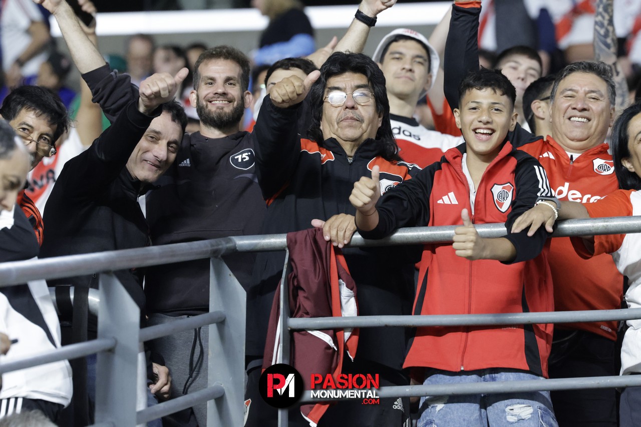 ¡Buscate en el empate de River ante Vélez en el estadio Monumental!
