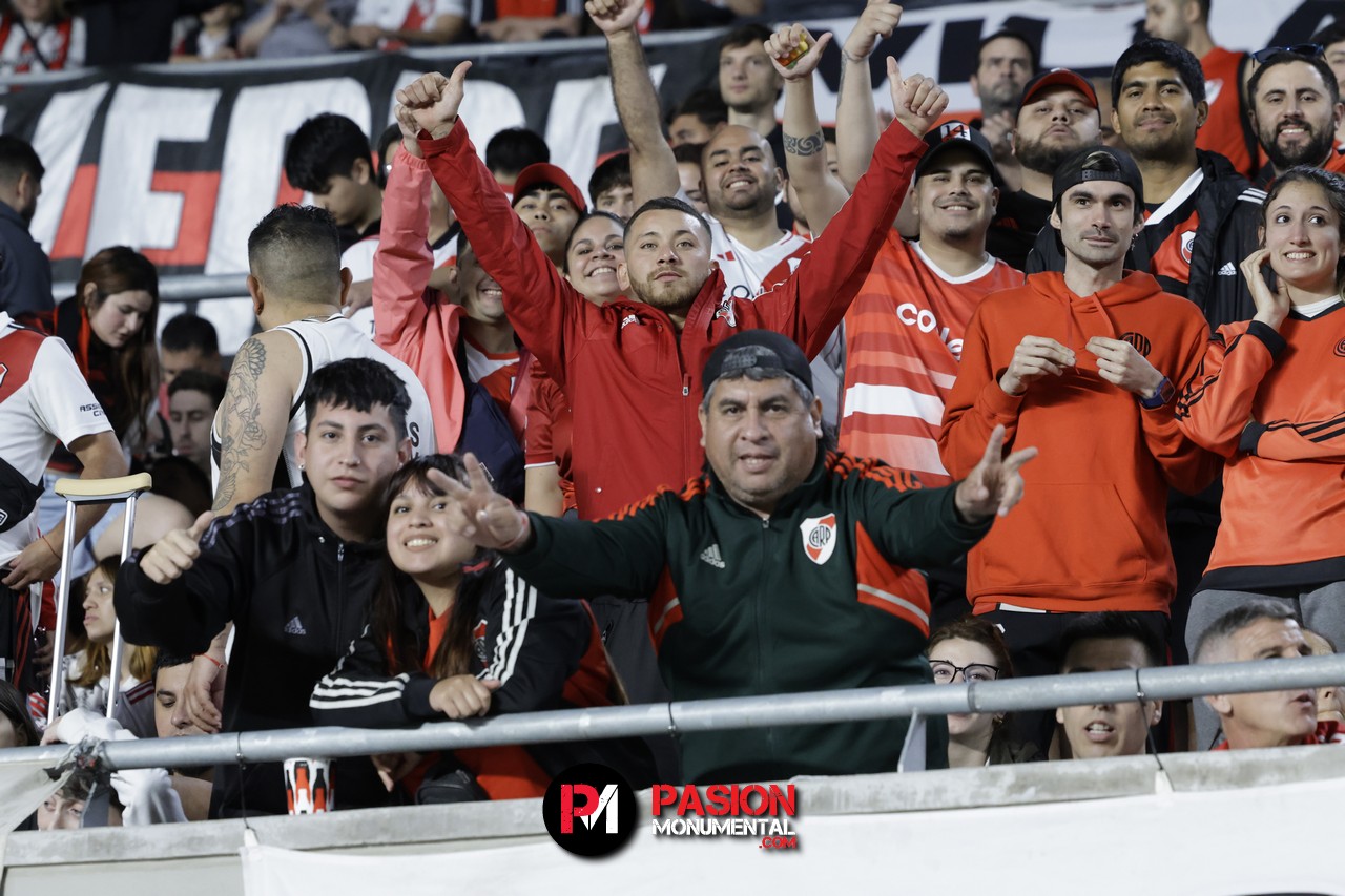 ¡Buscate en el empate de River ante Vélez en el estadio Monumental!