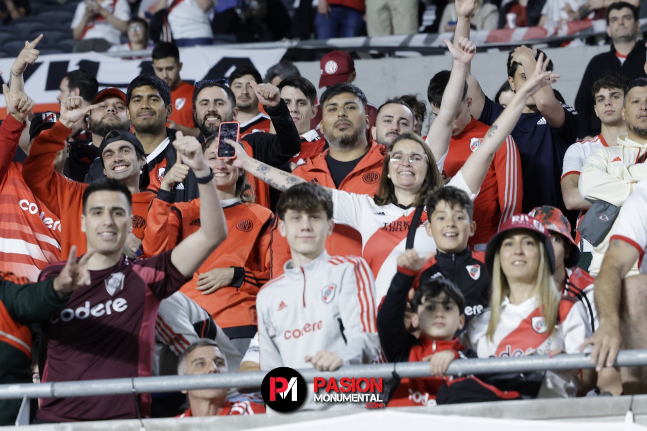 ¡Buscate en el empate de River ante Vélez en el estadio Monumental!