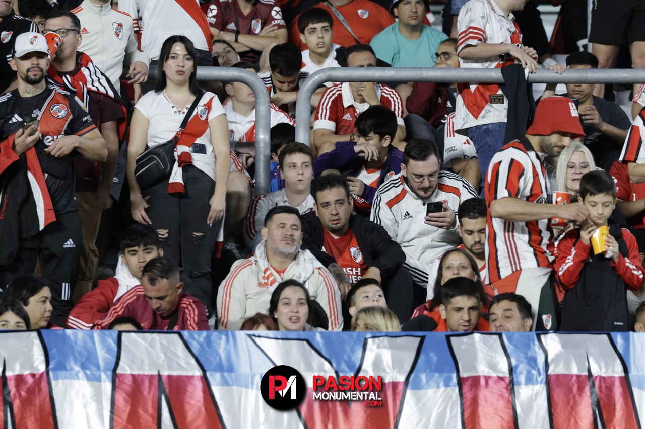 ¡Buscate en el empate de River ante Vélez en el estadio Monumental!