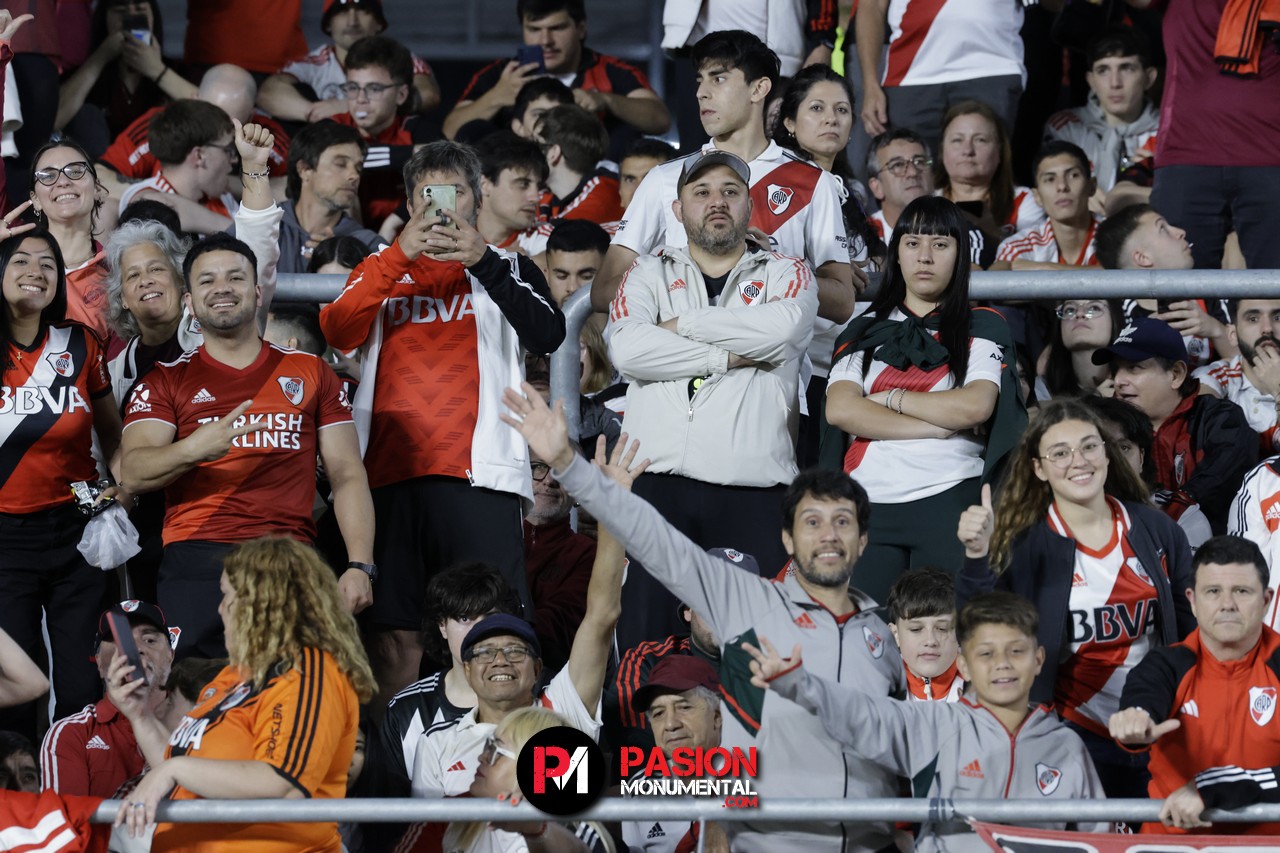 ¡Buscate en el empate de River ante Vélez en el estadio Monumental!