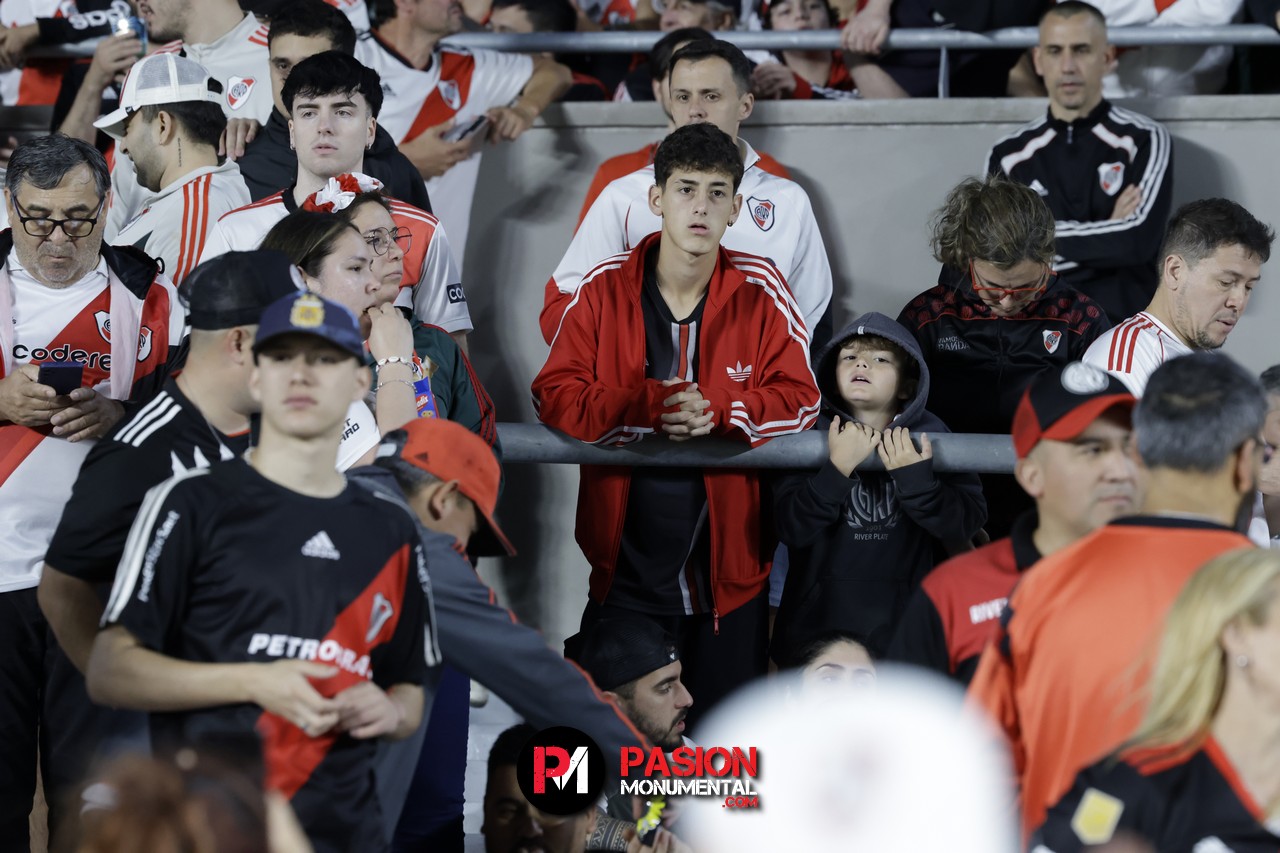 ¡Buscate en el empate de River ante Vélez en el estadio Monumental!