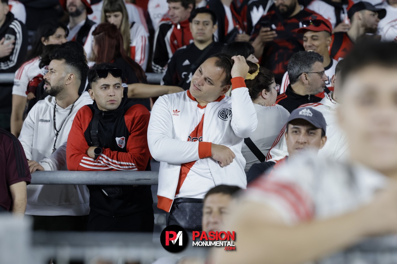 ¡Buscate en el empate de River ante Vélez en el estadio Monumental!