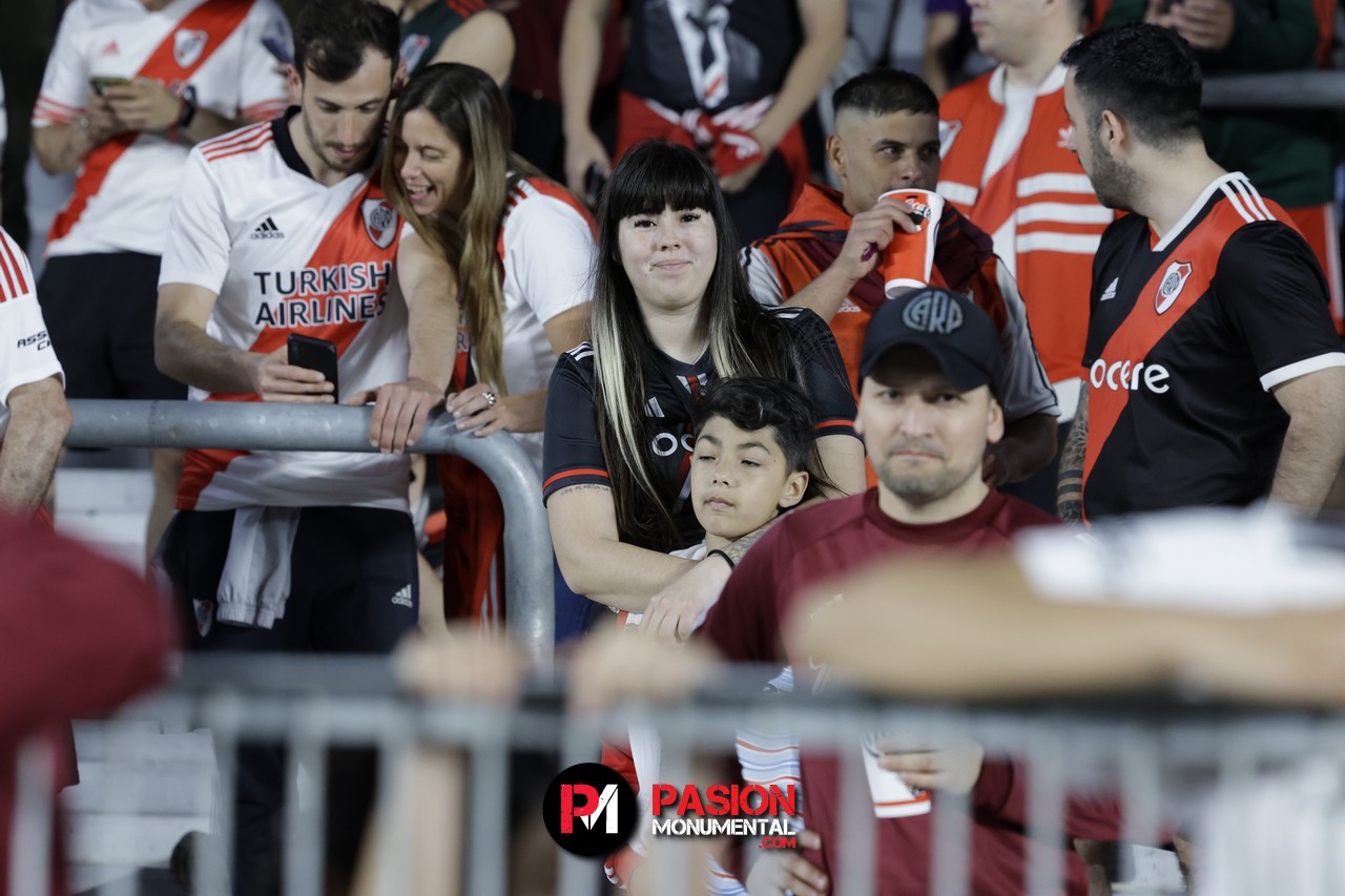 ¡Buscate en el empate de River ante Vélez en el estadio Monumental!