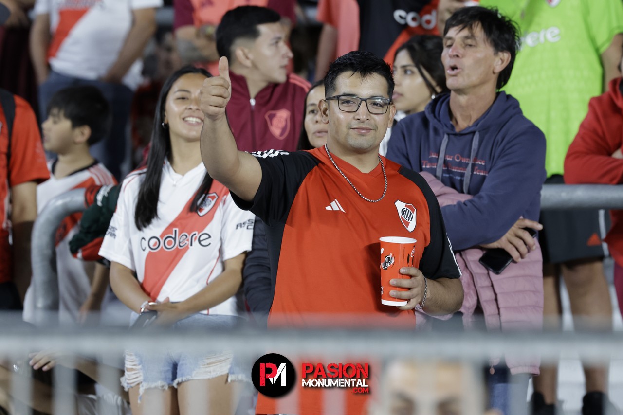 ¡Buscate en el empate de River ante Vélez en el estadio Monumental!