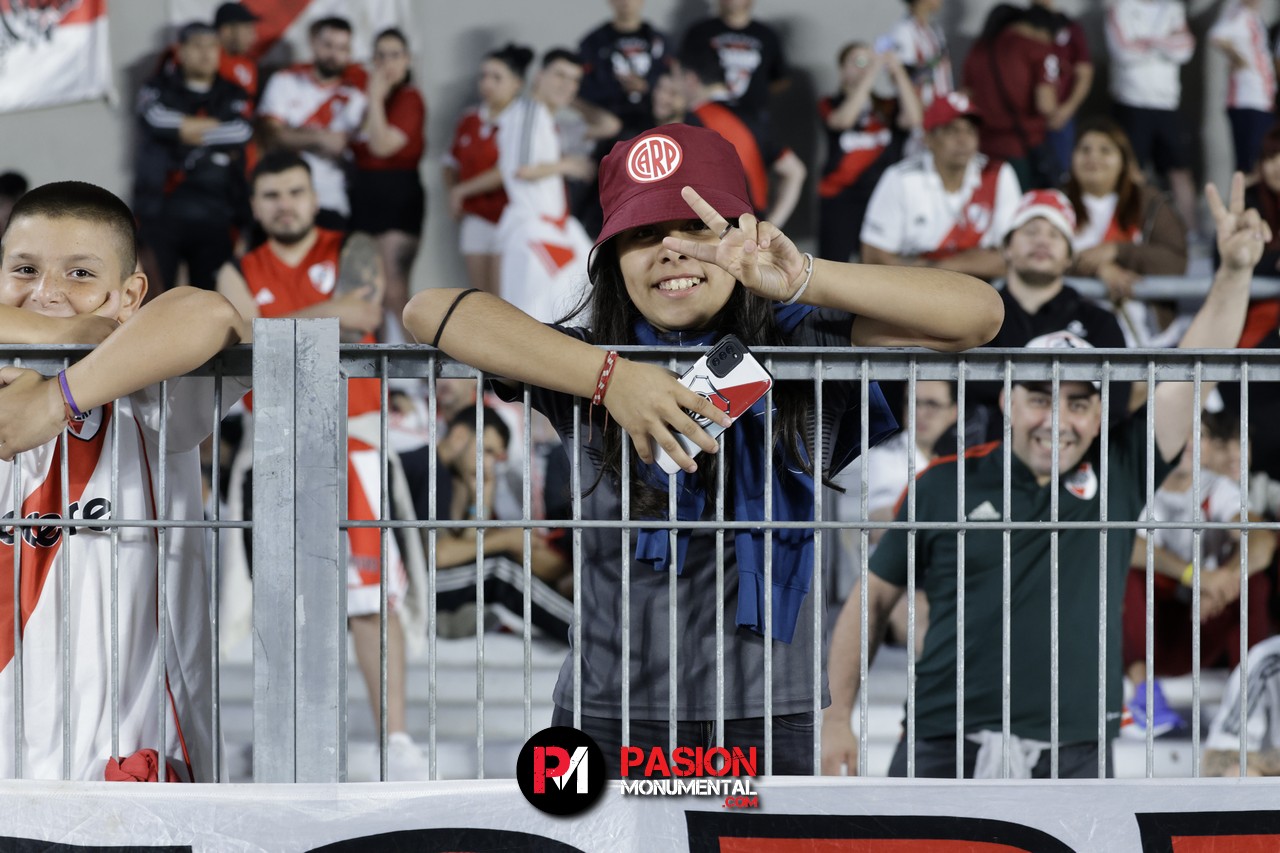 ¡Buscate en el empate de River ante Vélez en el estadio Monumental!