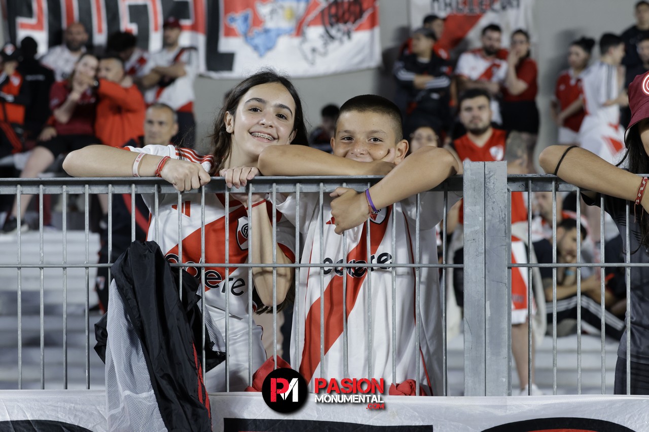 ¡Buscate en el empate de River ante Vélez en el estadio Monumental!