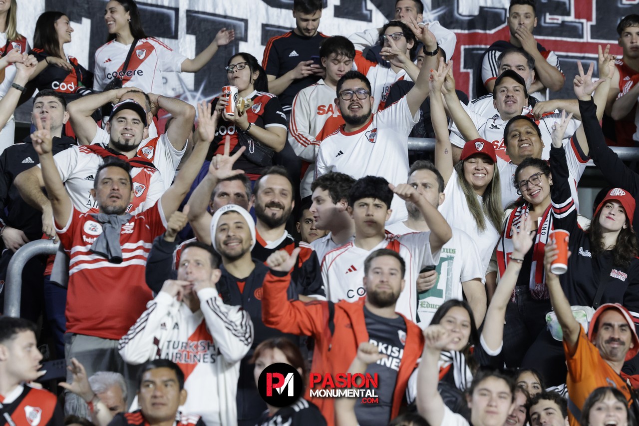 ¡Buscate en el empate de River ante Vélez en el estadio Monumental!