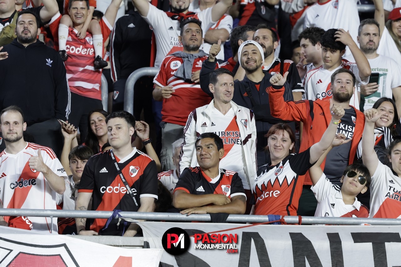 ¡Buscate en el empate de River ante Vélez en el estadio Monumental!