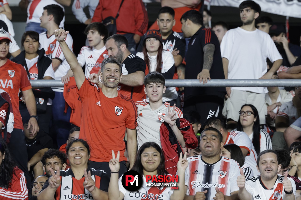 ¡Buscate en el empate de River ante Vélez en el estadio Monumental!