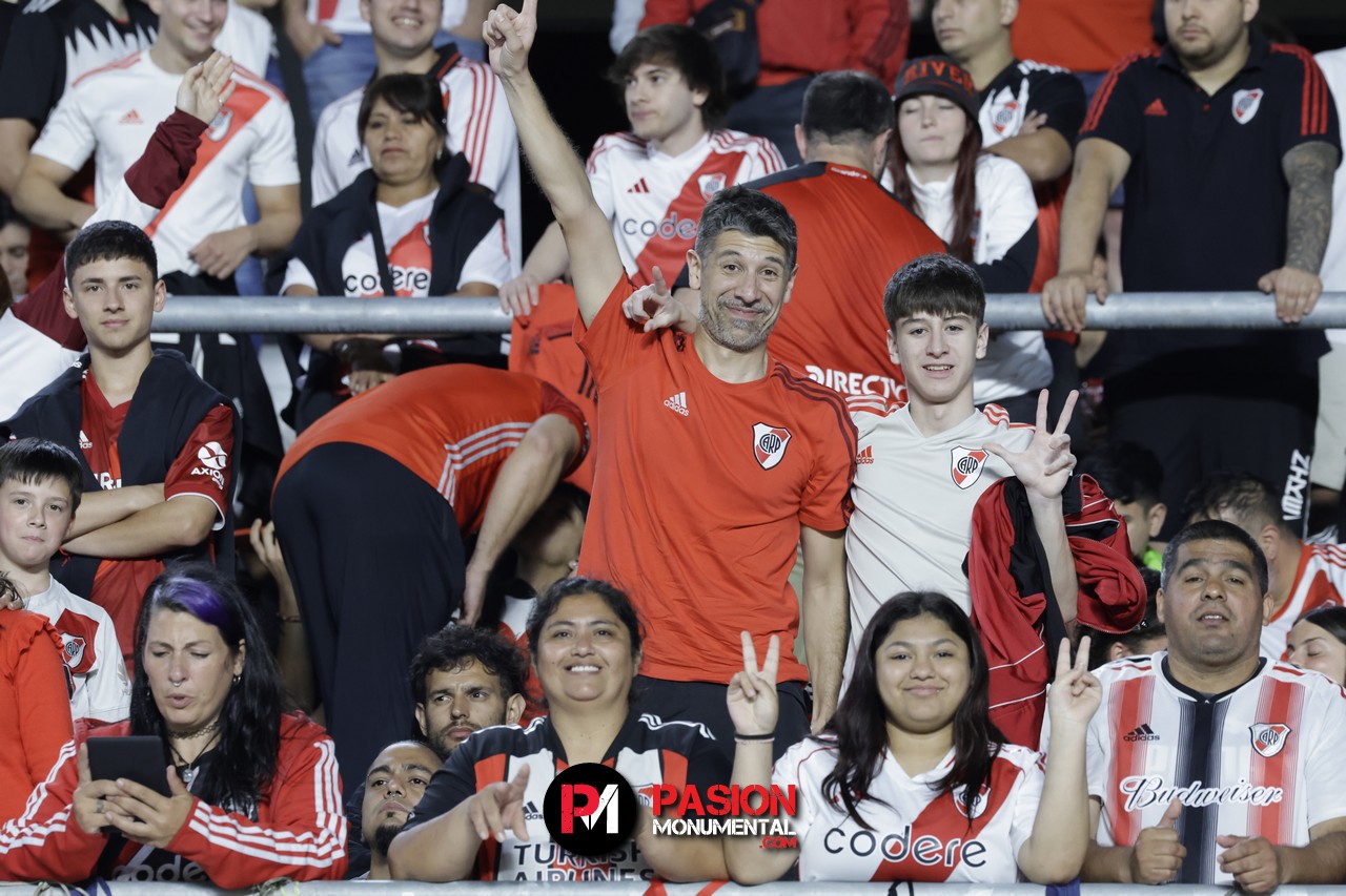 ¡Buscate en el empate de River ante Vélez en el estadio Monumental!