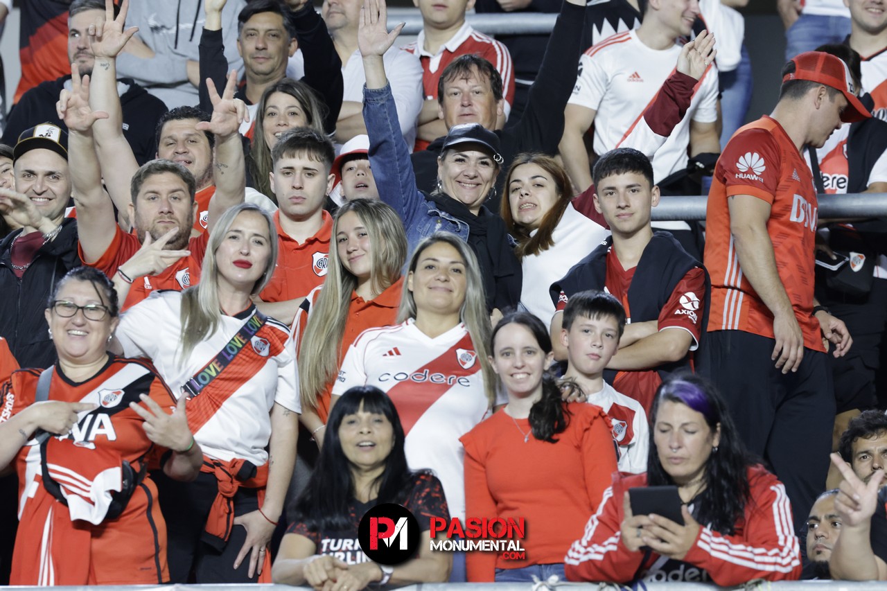 ¡Buscate en el empate de River ante Vélez en el estadio Monumental!
