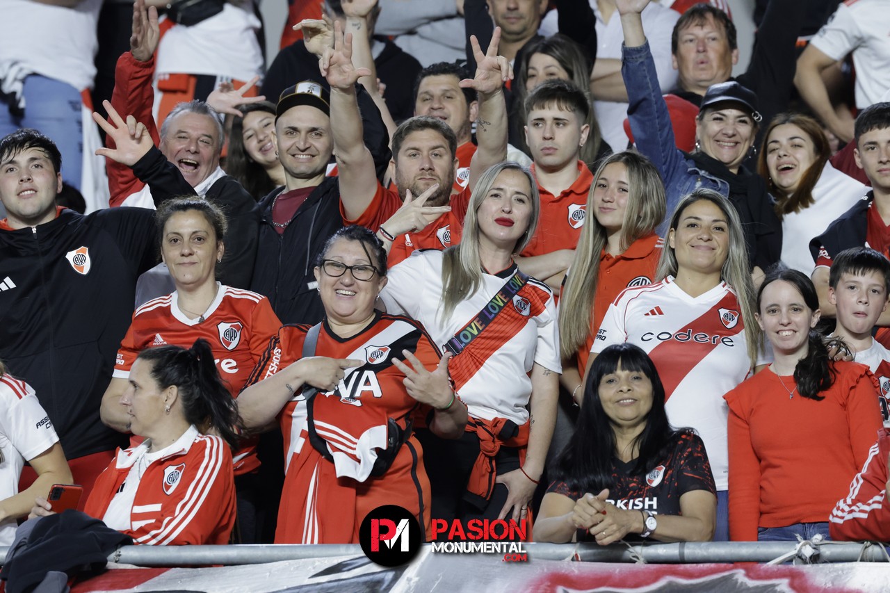 ¡Buscate en el empate de River ante Vélez en el estadio Monumental!