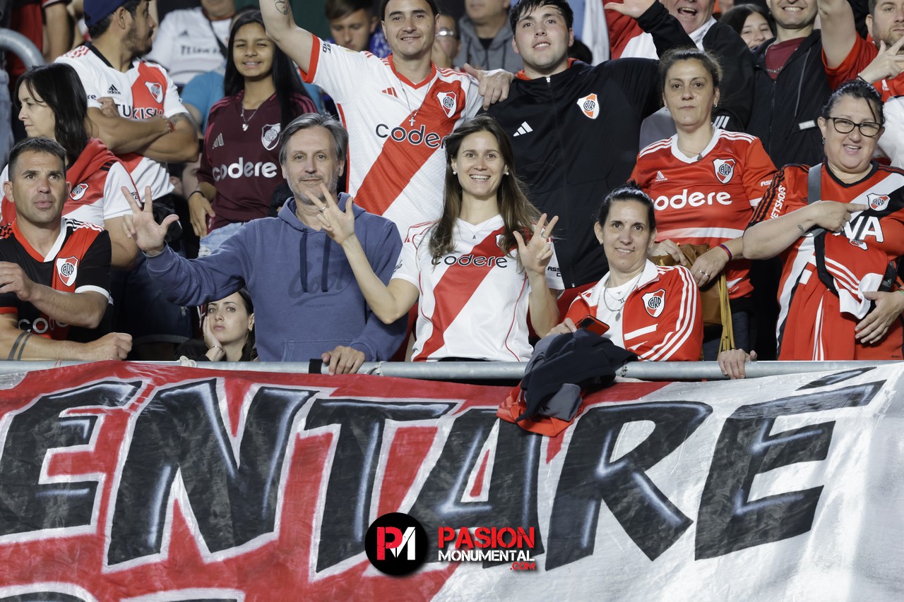 ¡Buscate en el empate de River ante Vélez en el estadio Monumental!