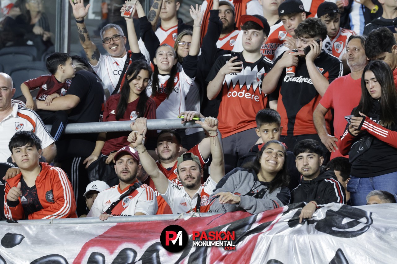 ¡Buscate en el empate de River ante Vélez en el estadio Monumental!