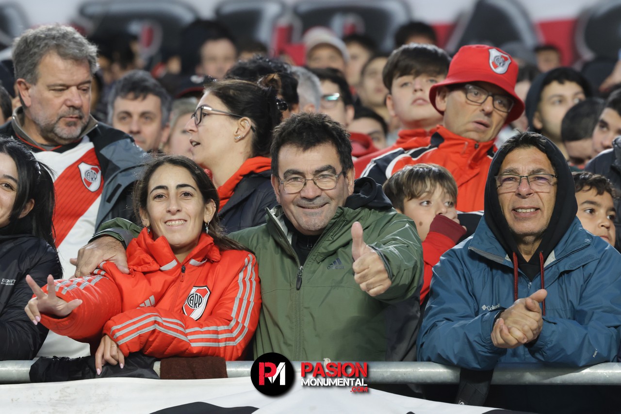 ¡Buscate en la victoria de River ante Arsenal de Sarandí, por la Copa de la Liga, en el estadio Mâs Monumental!